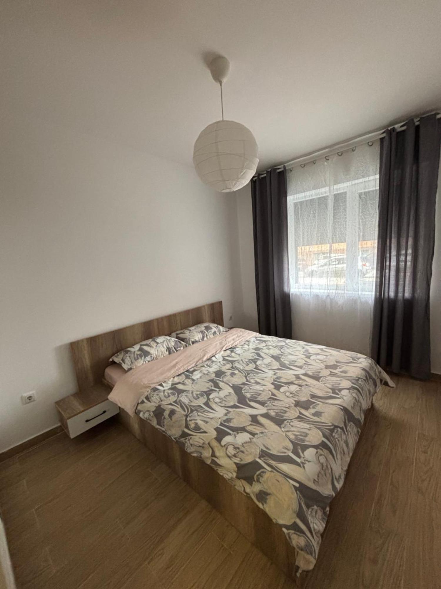 Militari Comfort Apartment Rosu Luaran gambar